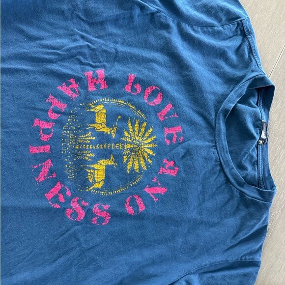 MOTHER Blue T-Shirt with Pink 'Love and Happiness' Graphic, Small - Picture 6 of 7